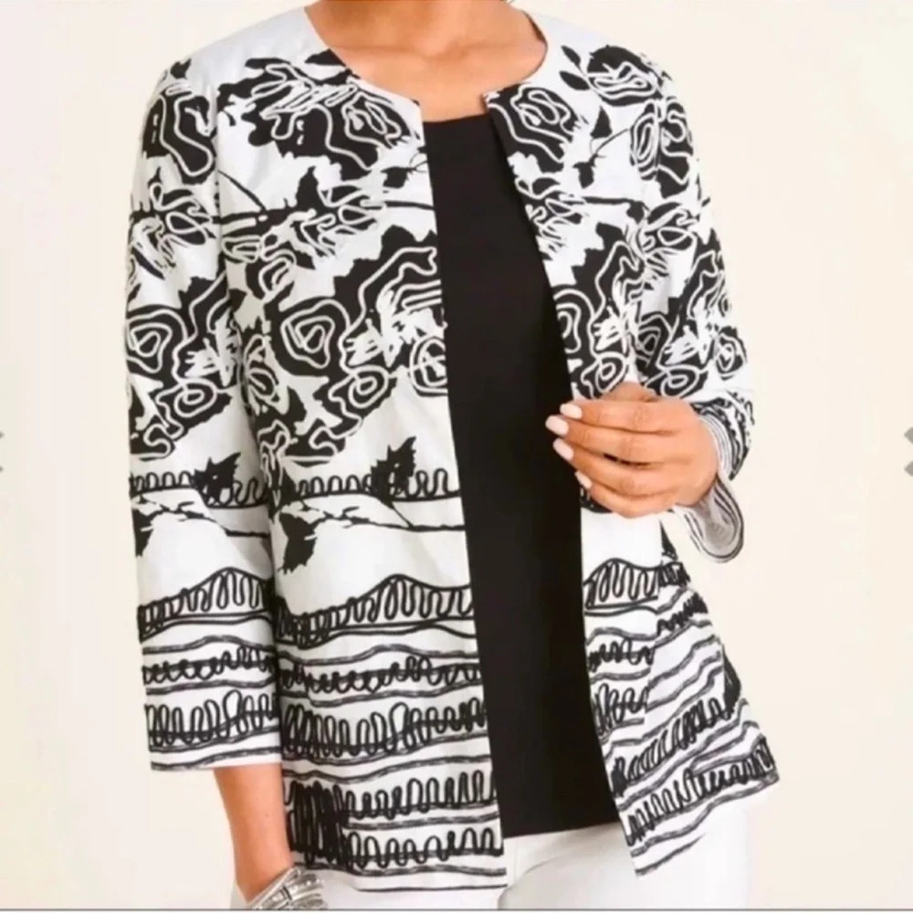 CHICO’S Relaxed Fit Linework Embellished Jacket SIZE 0